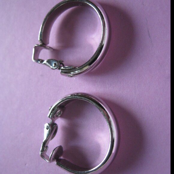 Lot of 5 Vintage Screw Back Clip On Earrings Faux Silver Torquoise Hoops - Picture 8 of 11